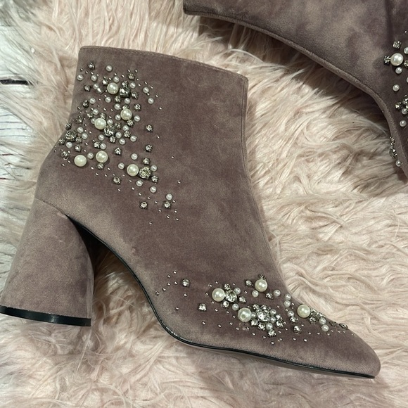 Zara Bejeweled Pink Velvet Zip Front Booties - Picture 5 of 12